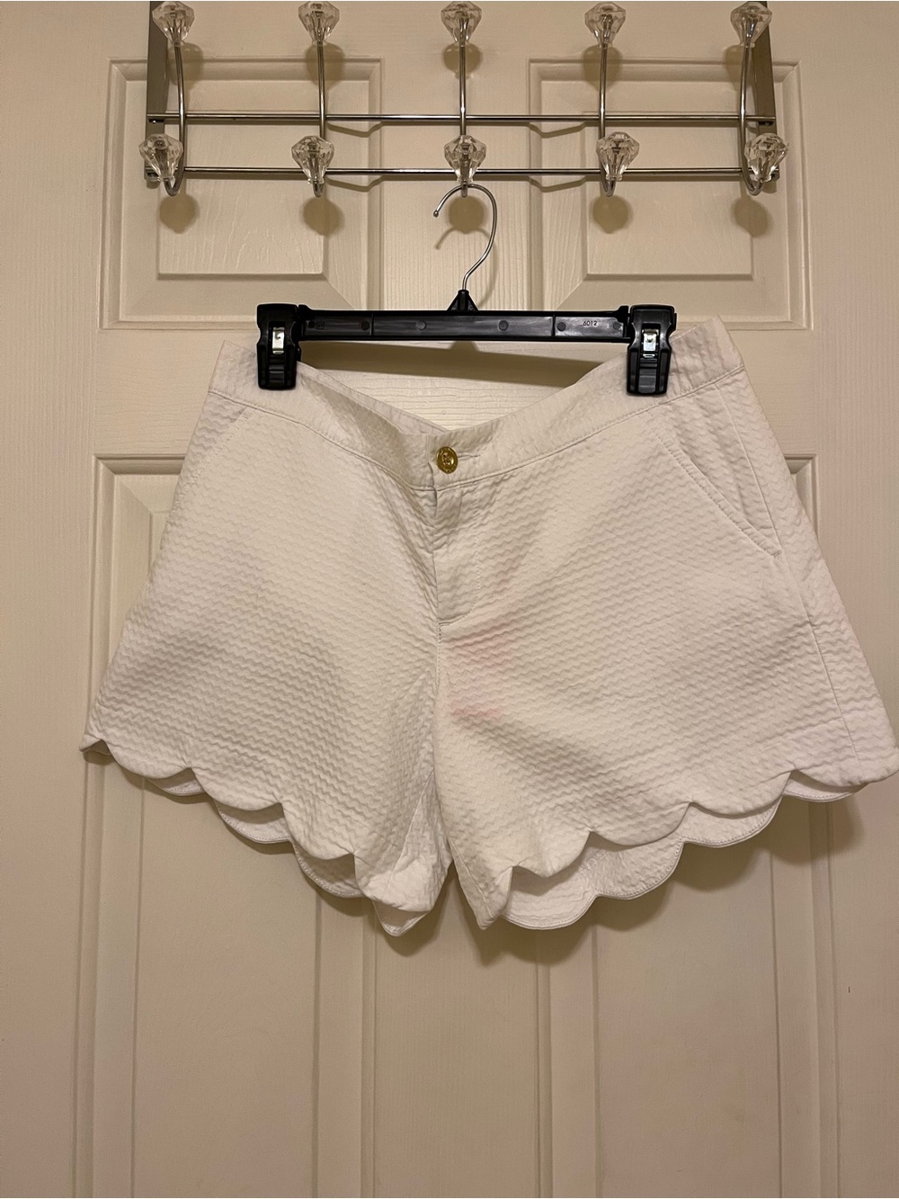 Lilly Pulitzer White Scallop-Hem High Waist Shorts